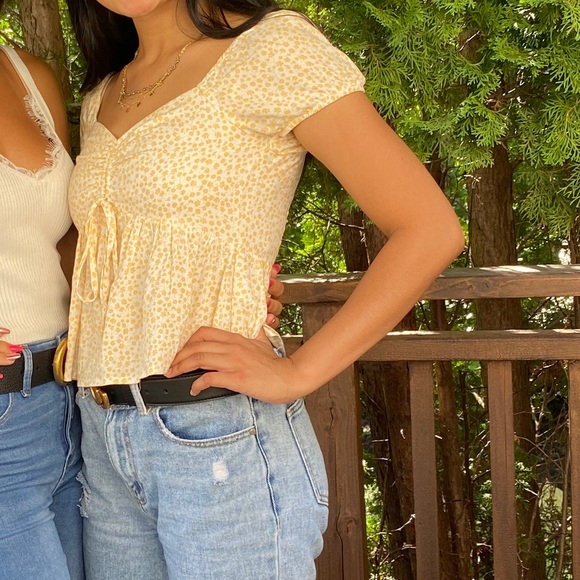 Pacsun Floral shirt - Picture 3 of 5